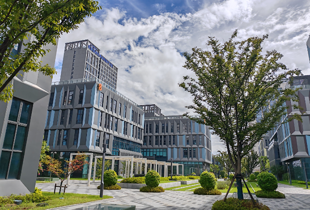 深圳工业地产投资新蓝海——新能源产业园区崛起